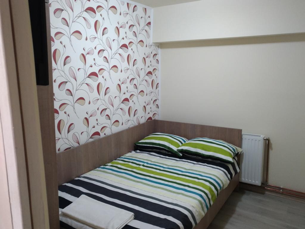 Nelana Hostel Cluj-Napoca Exterior photo